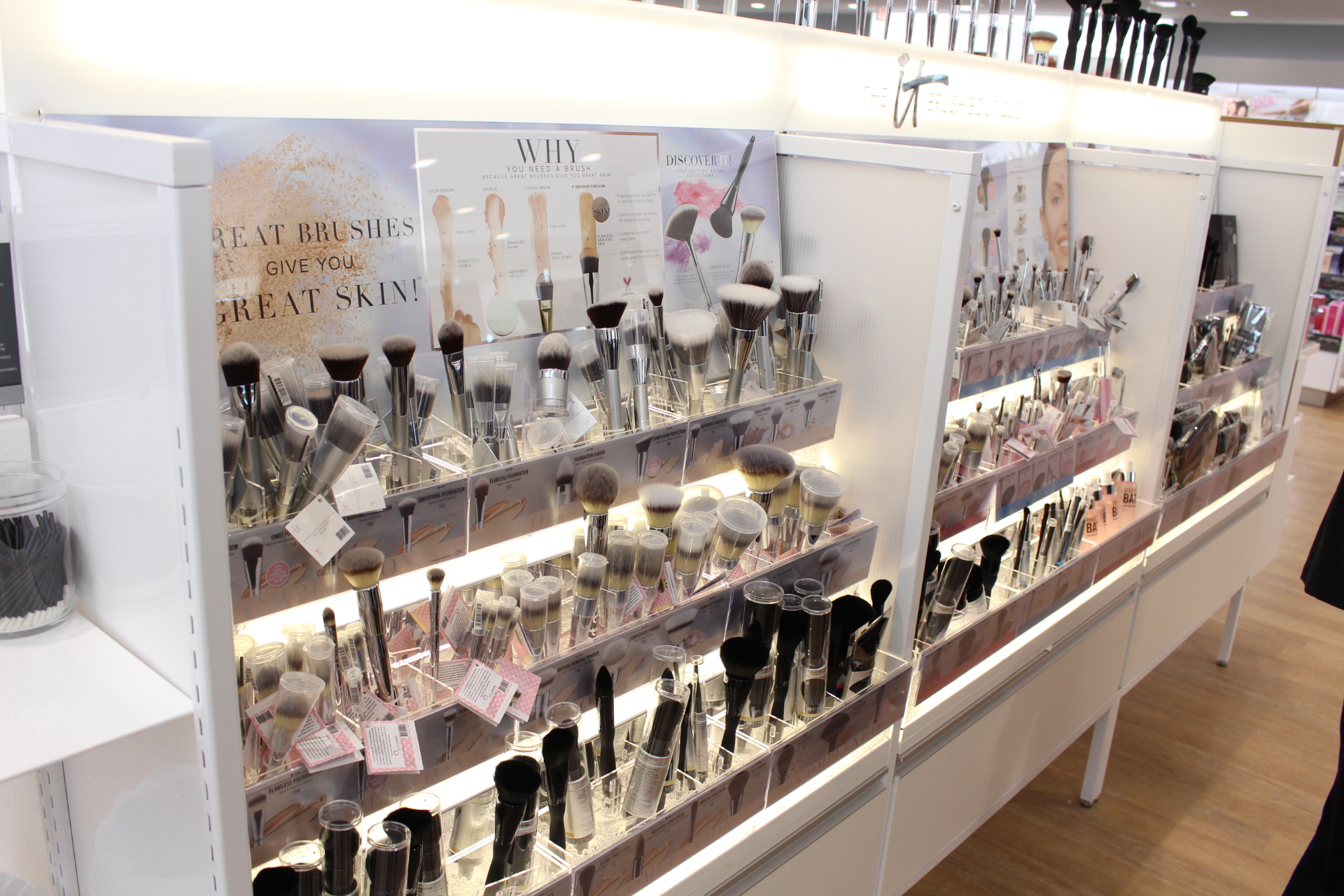 ULTA Beauty pulaski grand opening LANCOME ANASTASIA BEVERLLY HILLS IT COSMETICS BRUSHES by alejandra avila